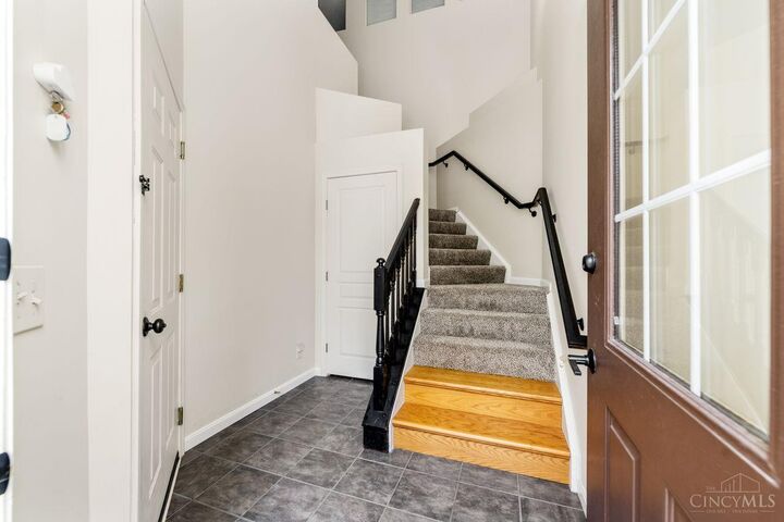 Property Photo: 5850 Stonebridge Circle OH 45150