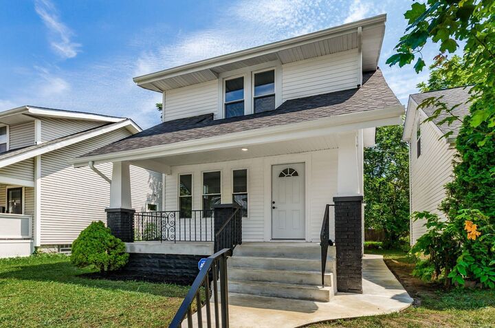 Property Photo:  892 Heyl Avenue  OH 43206 