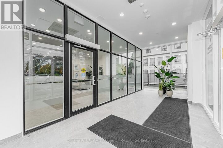 Property Photo: 71 Wyndham Street South 502 ON N1E 0T7