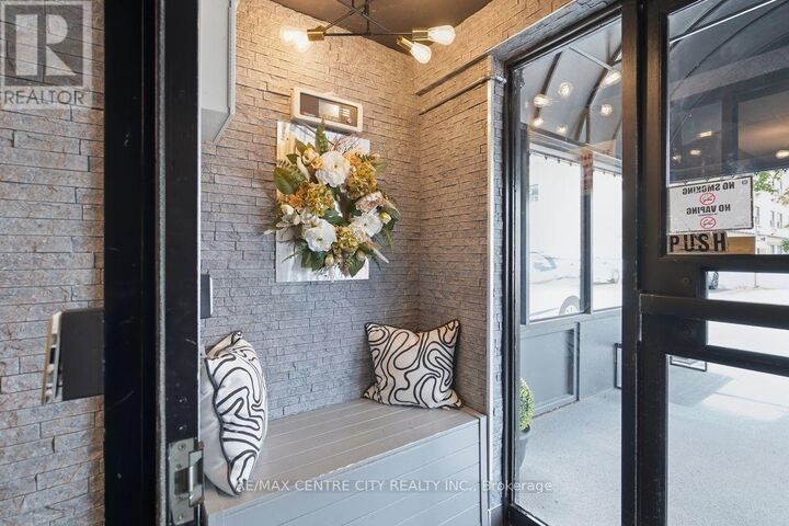 Property Photo: 440 Central Avenue 605 ON N6B 2E5