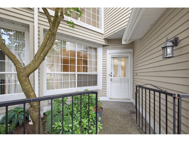 Property Photo: 2688 150 Street 13 BC V4P 1P1
