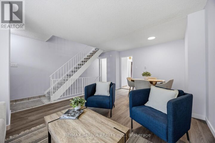 Property Photo: 200 St Clair Boulevard 5 ON N0N 1G0