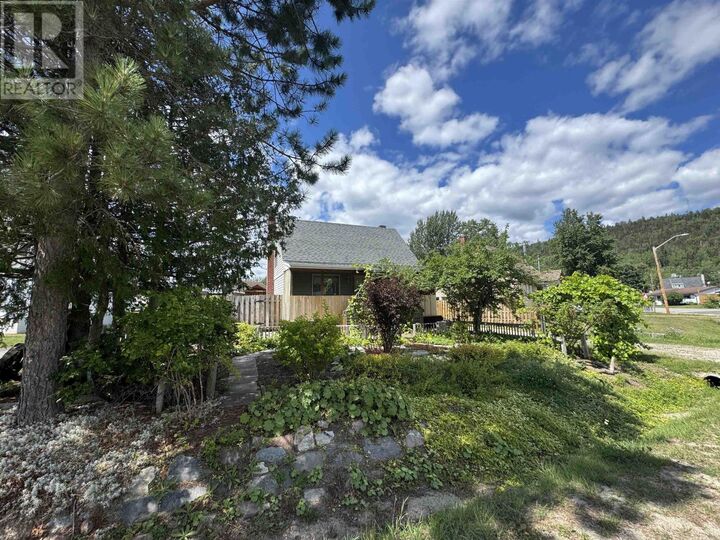 Property Photo: 20 Heron Dr ON P0T 2C0
