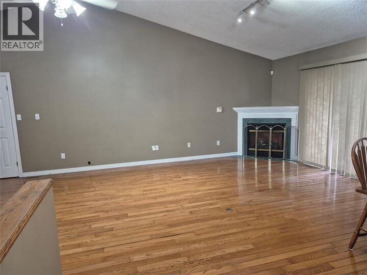 Property Photo:  590 Montcalm Avenue  ON N7S 2R3 