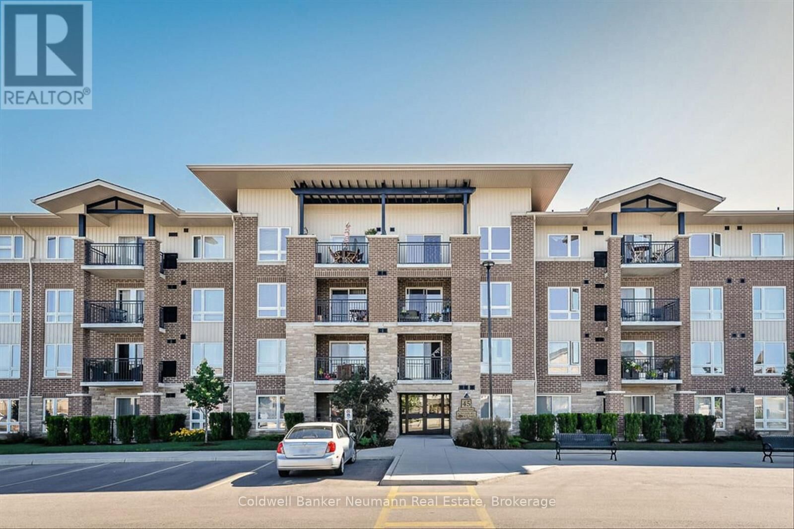 Property Photo: 45 Kingsbury Square 301 ON N1L 0L2