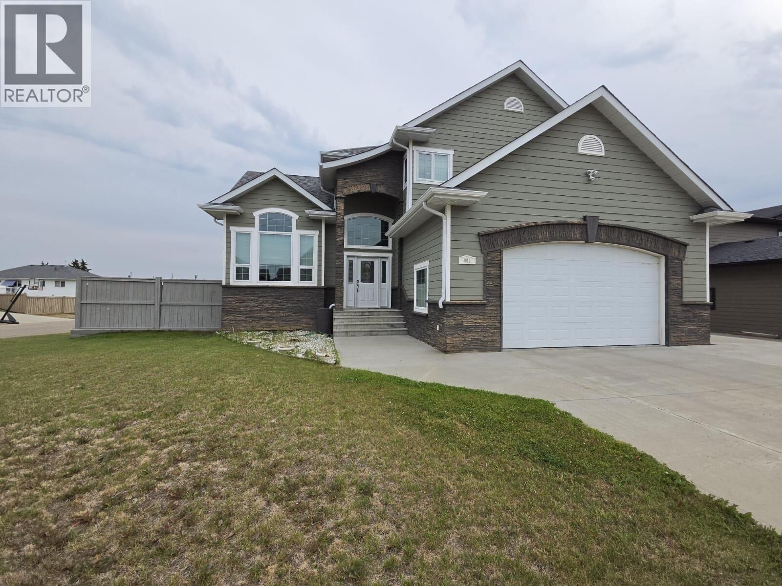 Property Photo: 901 89 Avenue BC V1G 0A8