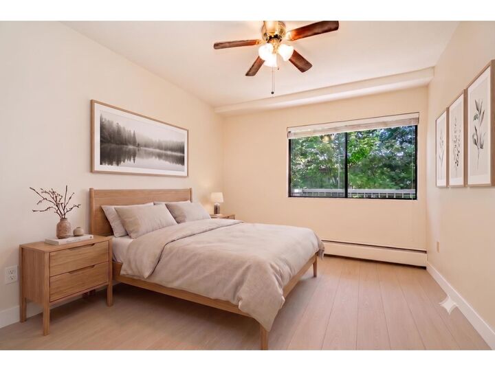 Property Photo: 15020 North Bluff Road 208 BC V4B 5A4