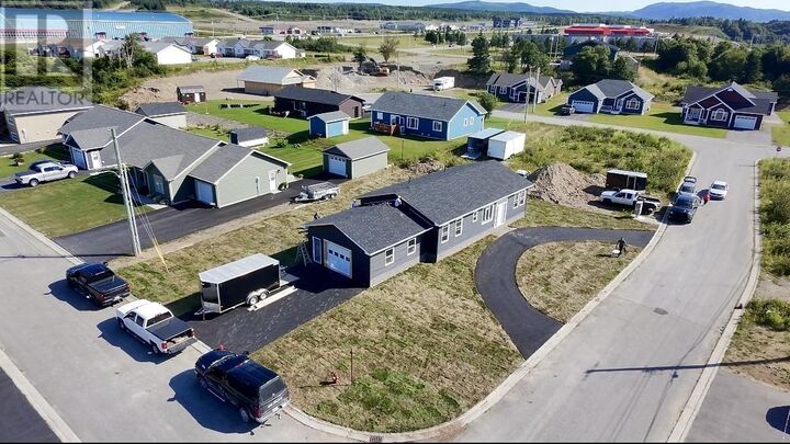 Property Photo:  21 Pieroway Drive  NL A2N 0E6 