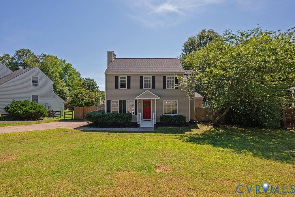 Property Photo:  2109 Oakhampton Place  VA 23233 