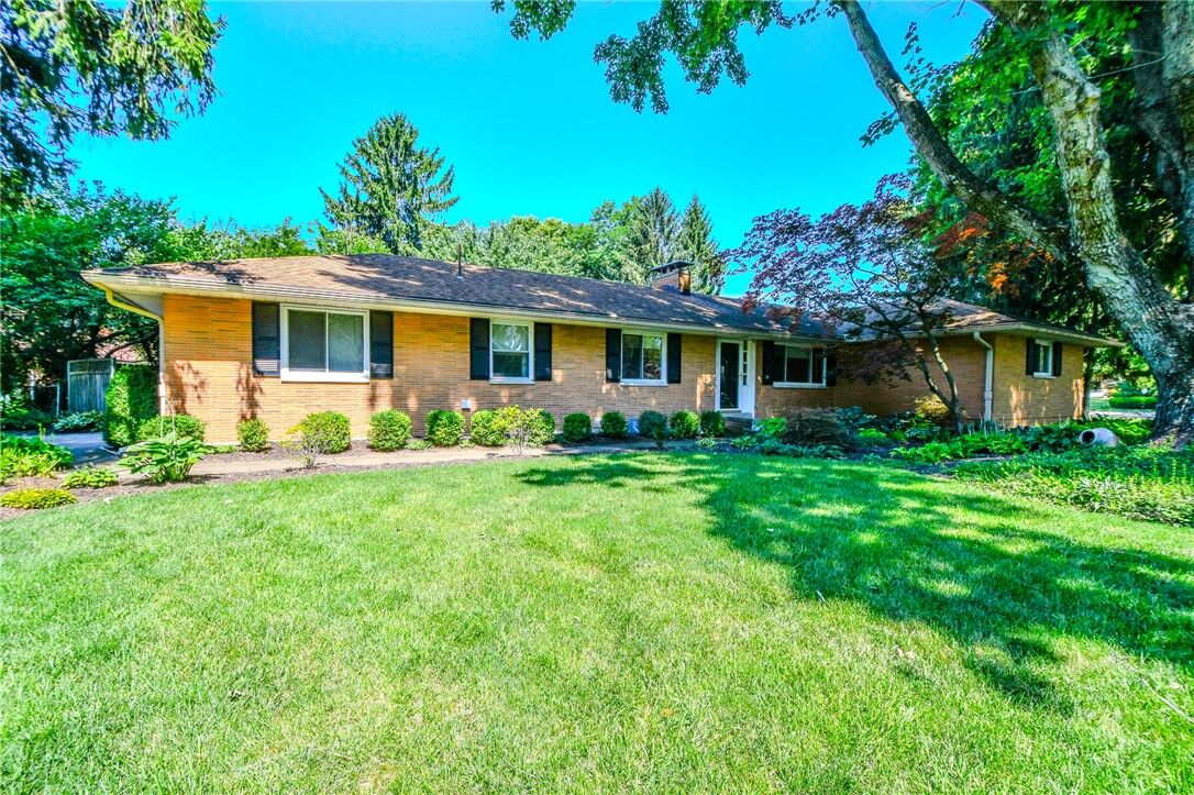 Property Photo:  101 Laurelann Drive  OH 45429 