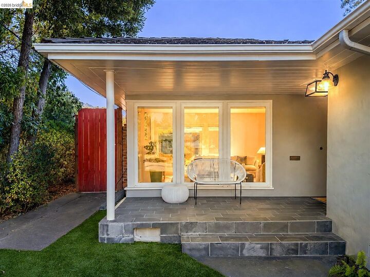 Property Photo:  4548 Fieldbrook Rd  CA 94619 