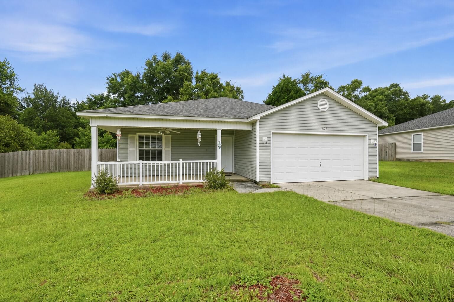 Property Photo:  168 Cabana Way  FL 32536 