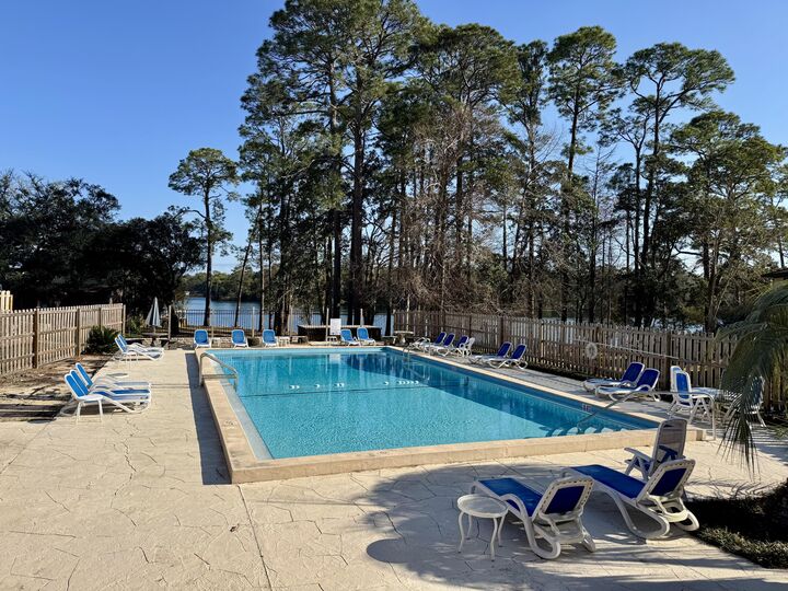 Property Photo:  62 Hidden Cove Drive  FL 32580 