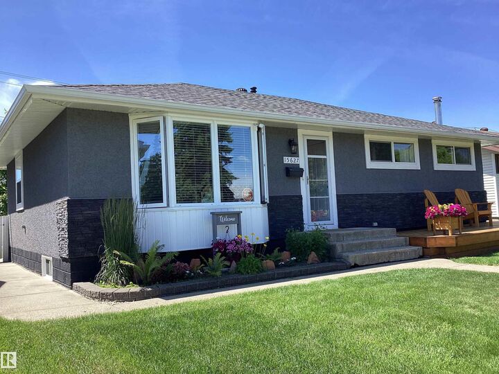 Property Photo: 15627 83 Avenue NW AB T5R 3T6