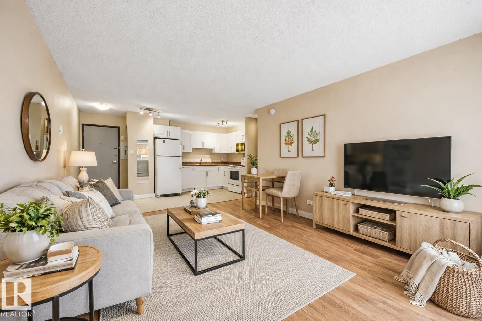 Property Photo: 9710 105 Street NW 209 AB T5K 1A4
