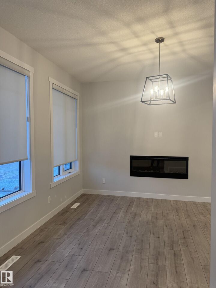 Property Photo:  5316 Godson Point(E) NW  AB T5T 4P8 