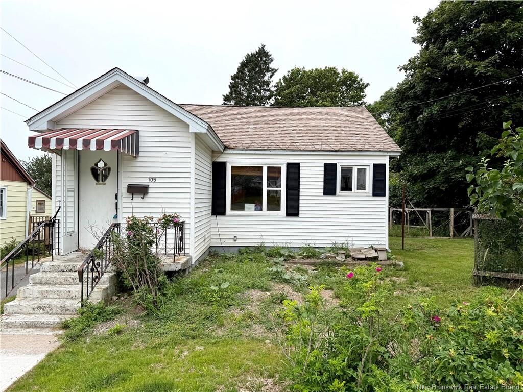 Property Photo:  105 Beaverbrook Avenue  NB E2K 2W8 