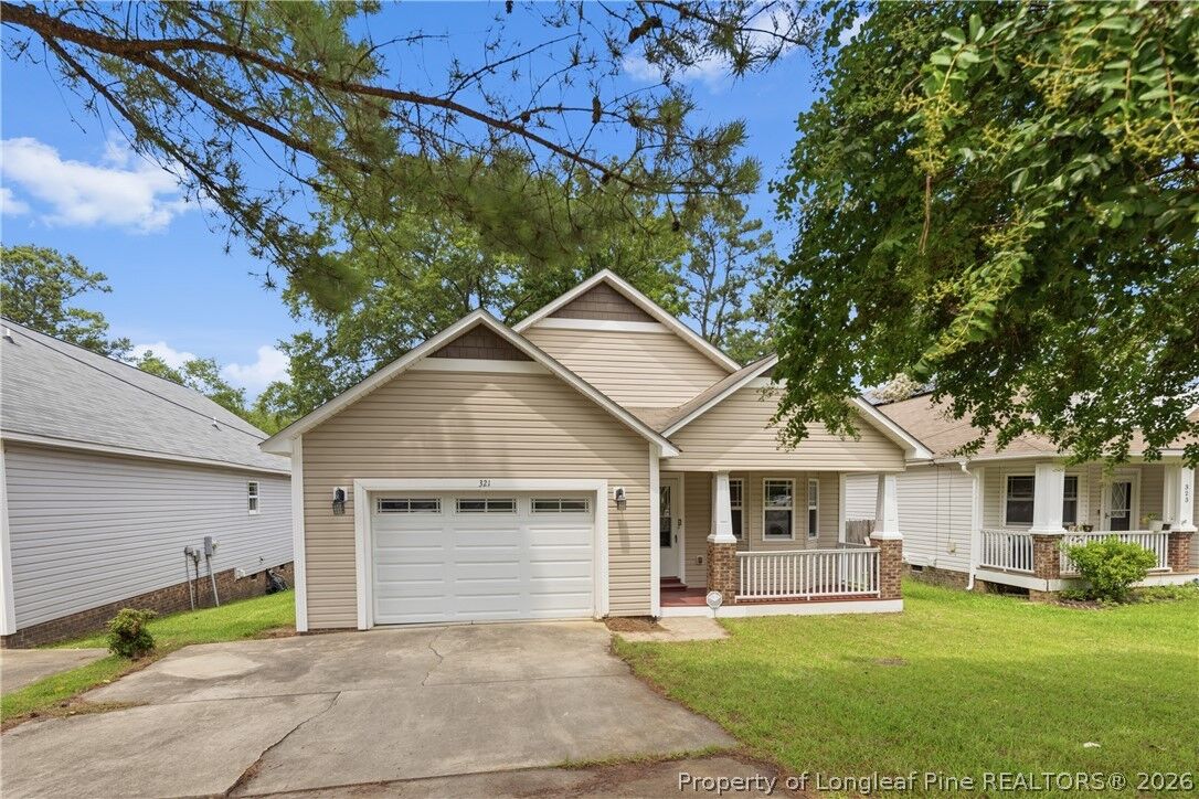 Property Photo:  321 Tokay Drive  NC 28311 