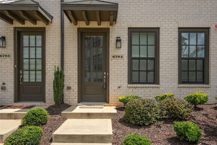 Property Photo: 6794 Encore Boulevard GA 30328