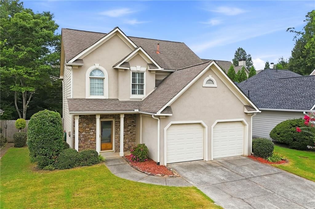 Property Photo: 2075 Drogheda Lane GA 30066