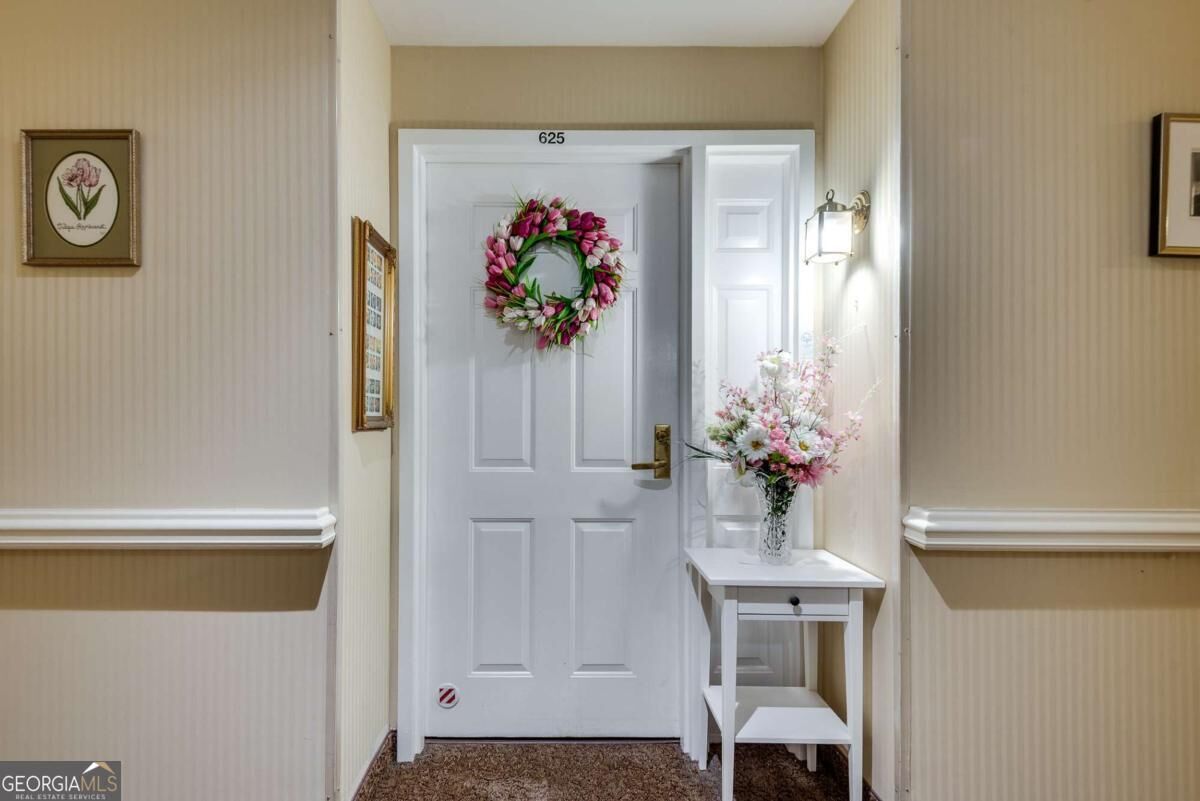 Property Photo:  1800 Clairmont Lake A625  GA 30033 