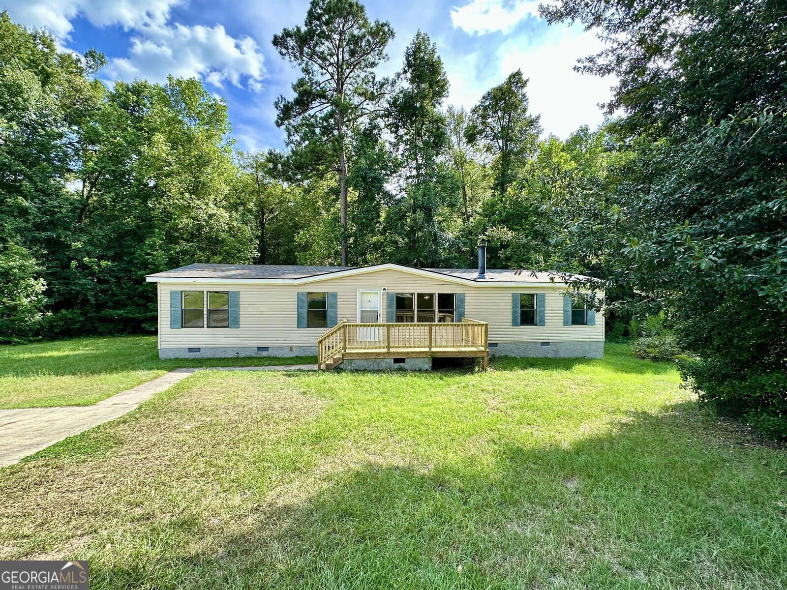 Property Photo: 181 Alview Drive GA 31206