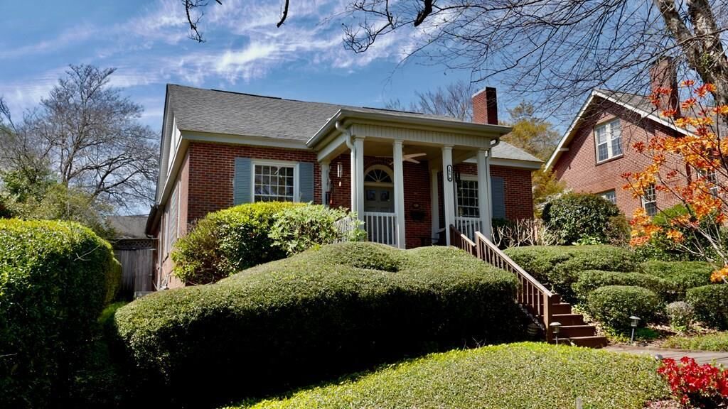 Property Photo:  1427 16th Avenue  GA 31901 