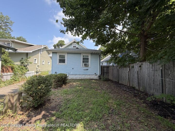 Property Photo:  1224 Climax Street  MI 48912 