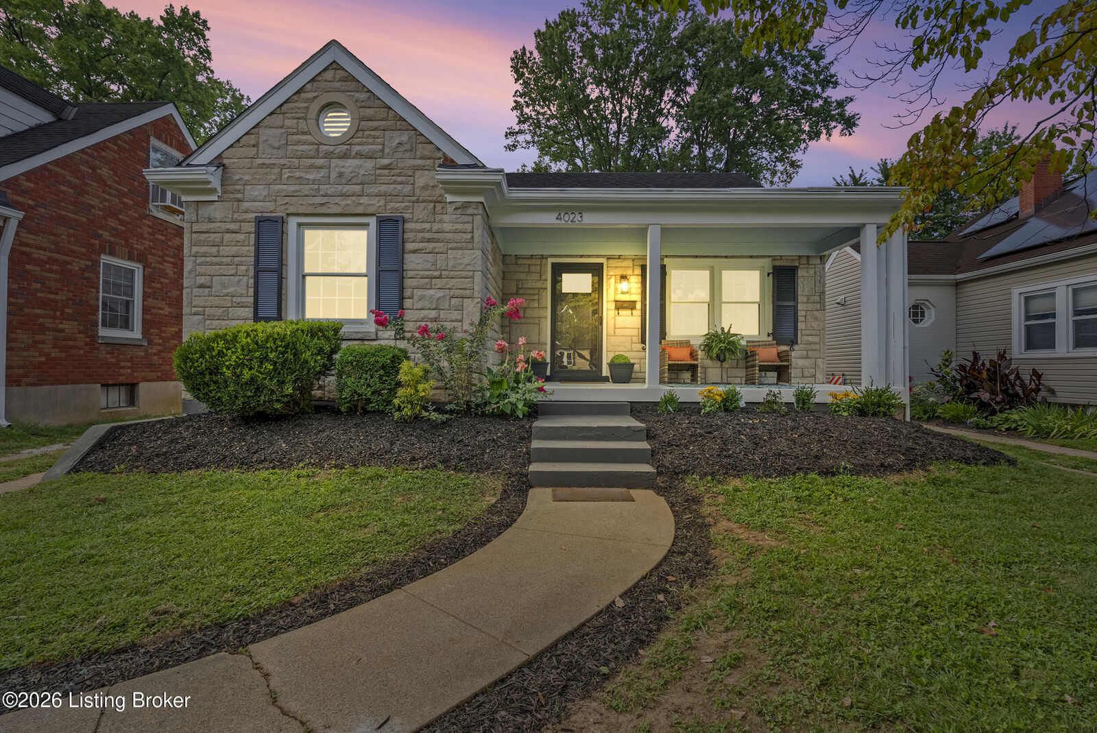 Property Photo:  4023 Hycliffe Ave  KY 40207 