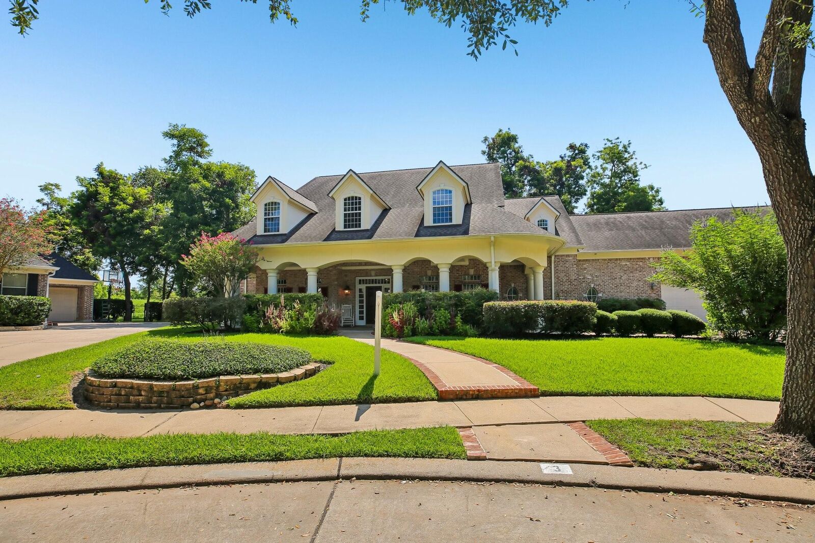 Property Photo:  3 Wilmington Court  TX 77479 