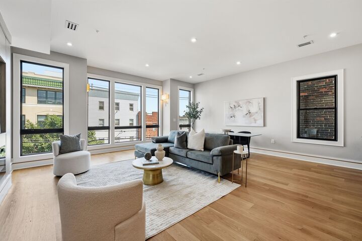 Property Photo: 617 Palisade Ave 301 NJ 07307