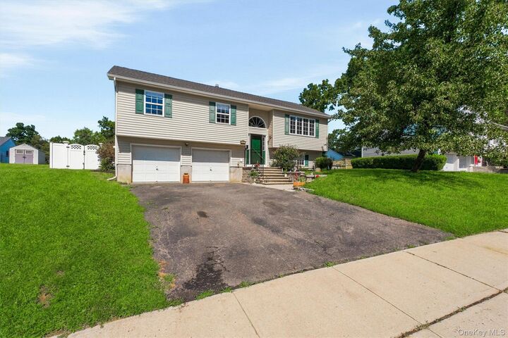 Property Photo: 17 Princeton Drive NY 12586