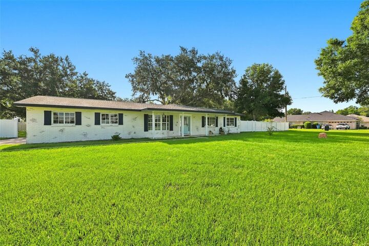 Property Photo:  2119 Gallagher Road  FL 33527 