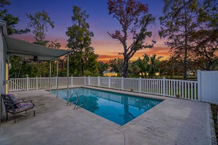 Property Photo: 1830 9th Avenue W FL 34205