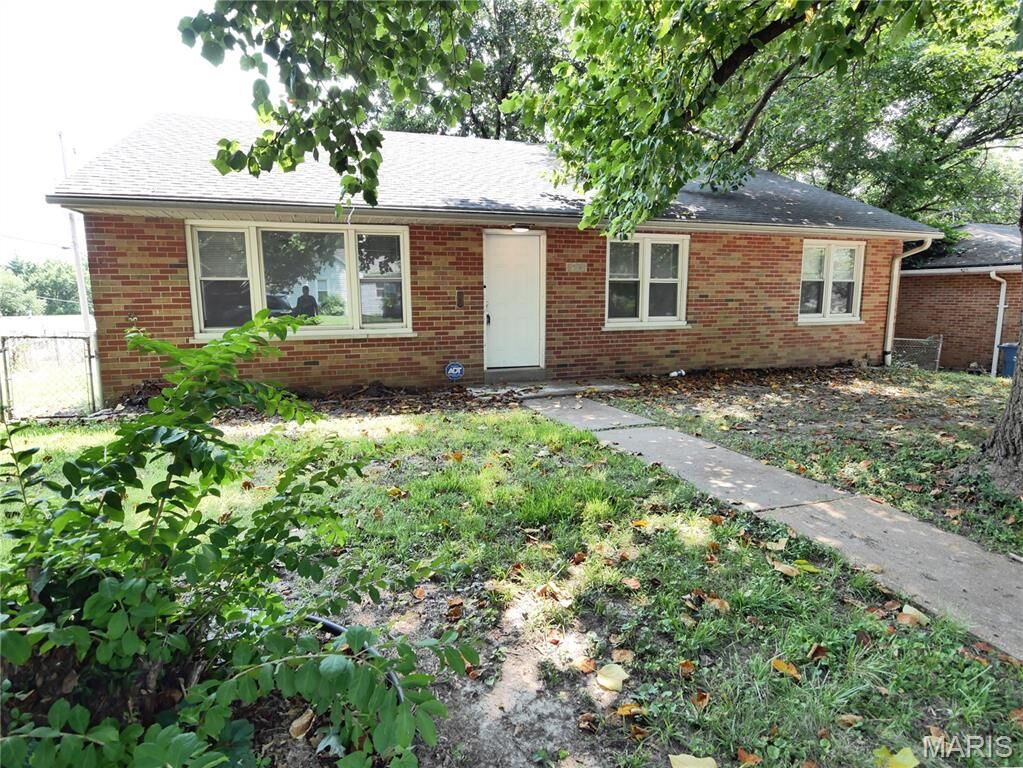 Property Photo:  8334 Carl Avenue  MO 63136 