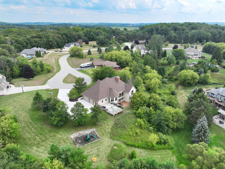 Property Photo: W6178 Oak Vista Ln WI 53073