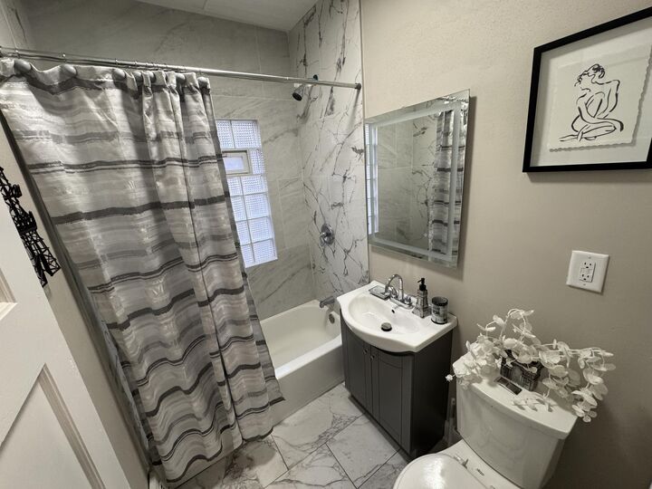 Property Photo:  3716 W Branting Ln  WI 53215 