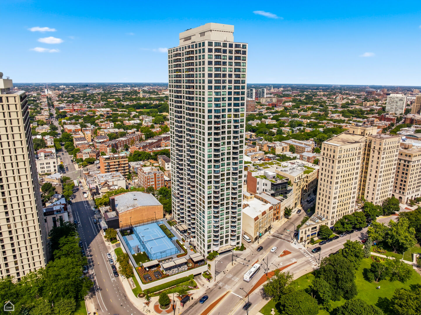 Property Photo: 2020 N Lincoln Park W 28ab IL 60614