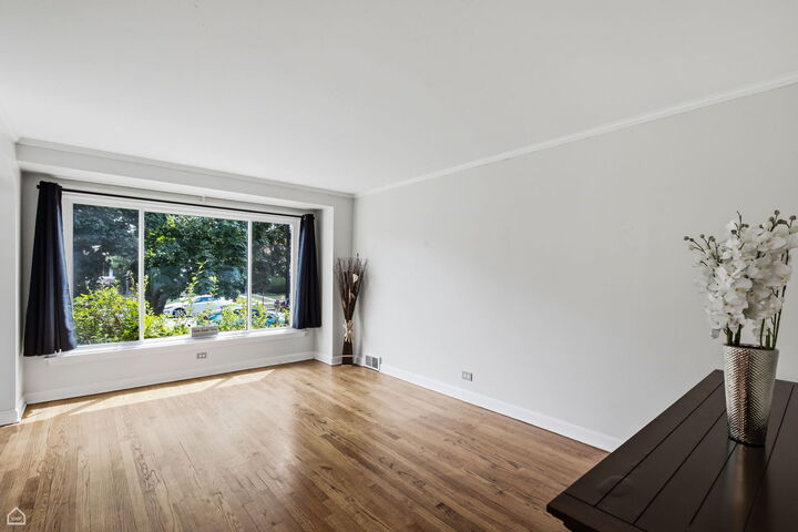 Property Photo:  1718 N Oak Park Avenue  IL 60707 