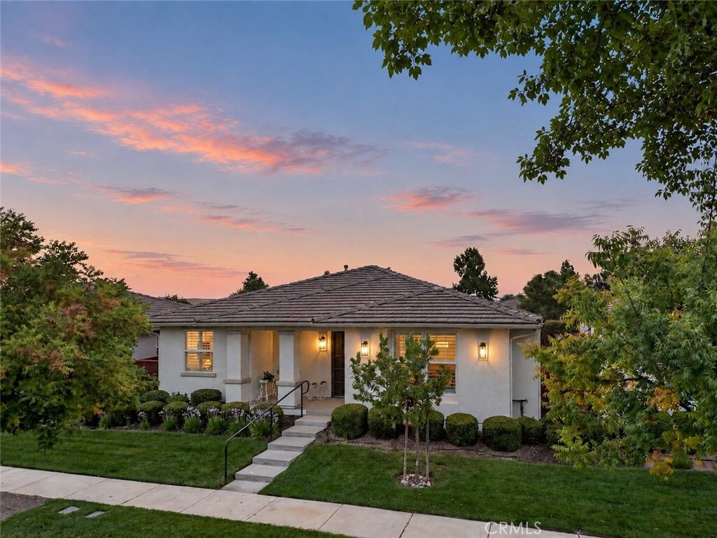 Property Photo:  2450 Alameda  CA 93446 