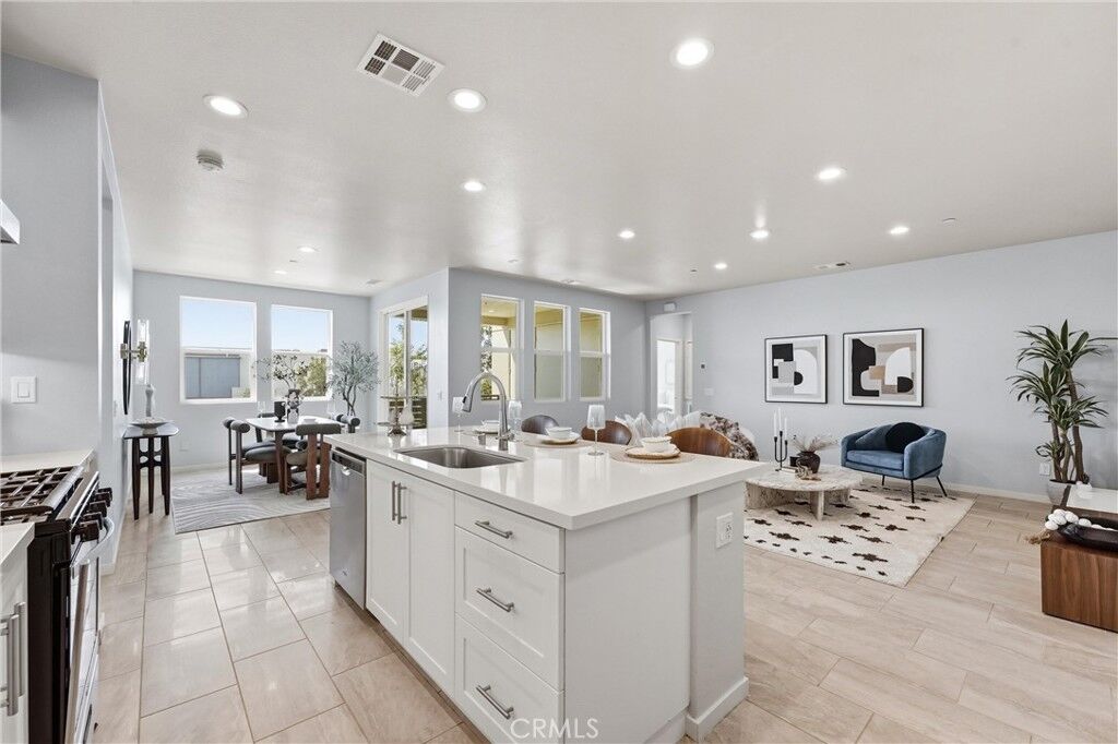 Property Photo:  1184 Epic  CA 92618 