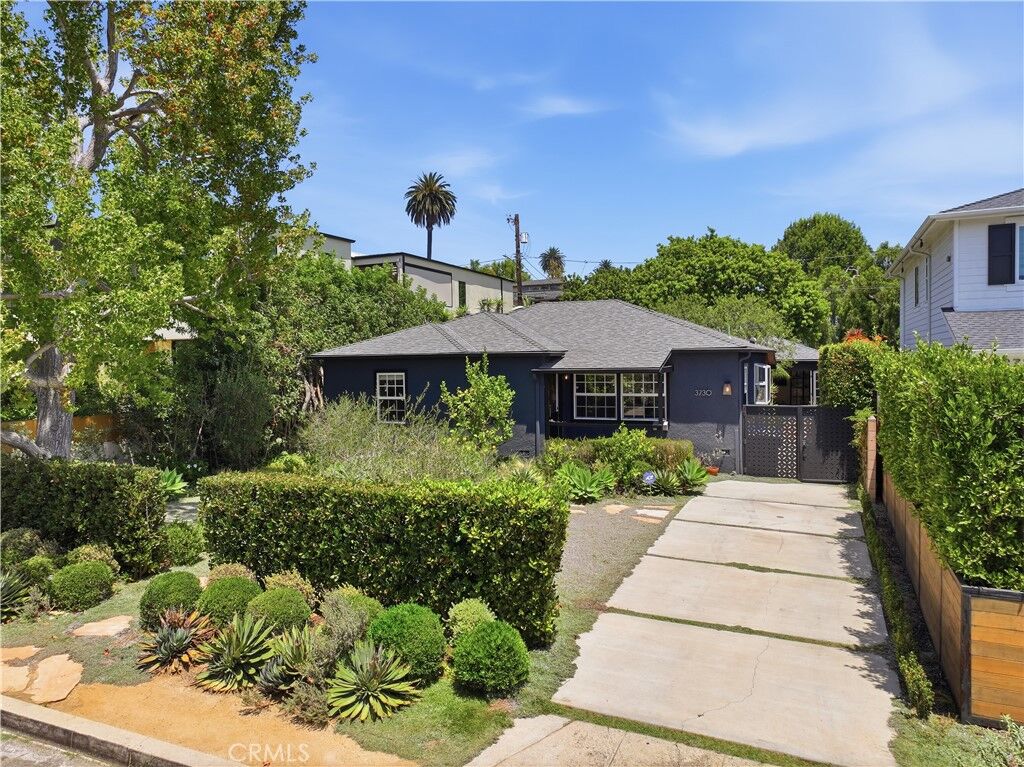 Property Photo:  3730 Stewart  CA 90066 