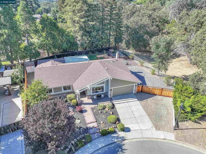 Property Photo: 911 Berendsen Ct CA 94517