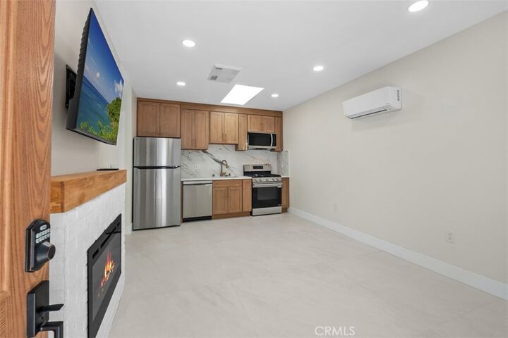 Property Photo: 21312 Bulkhead Circle CA 92646