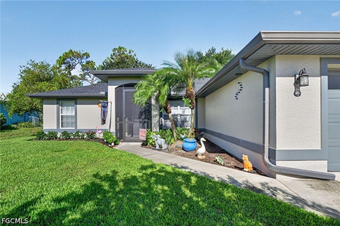 Property Photo:  3570 NE 11th Avenue  FL 33909 