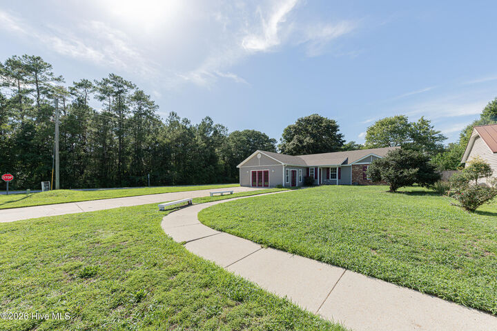 Property Photo:  2601 Idlebrook Circle  NC 28544 