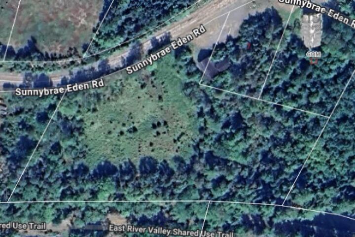 Lot East River East Side Road — photo 1