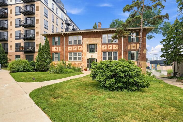 Property Photo:  3400 List Place 5  MN 55416 