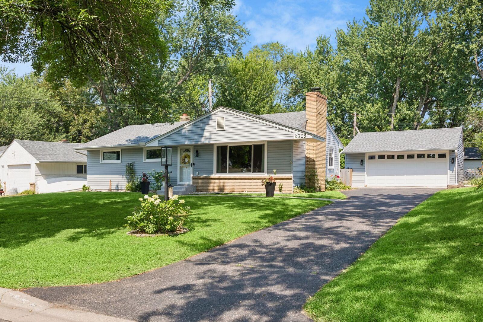 Property Photo:  2309 Dorothy Avenue  MN 55110 