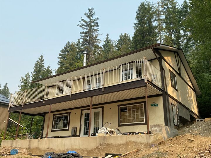 Property Photo: 7475 Anglemont Way BC V0E 1M8